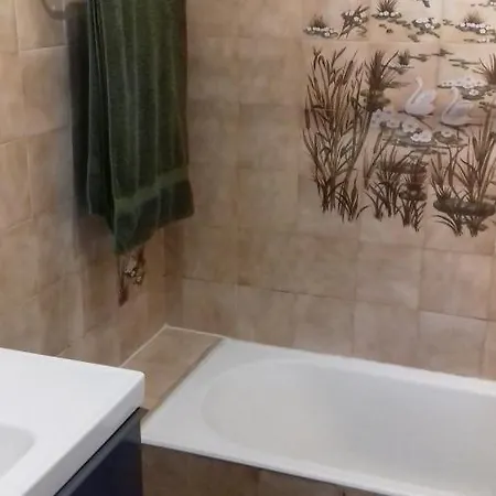 In Praia Da Rocha, To Accommodate 5 To 6 People Appartement
